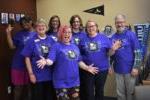 advising staff wearing We Love Transfer 学生 t-shirts